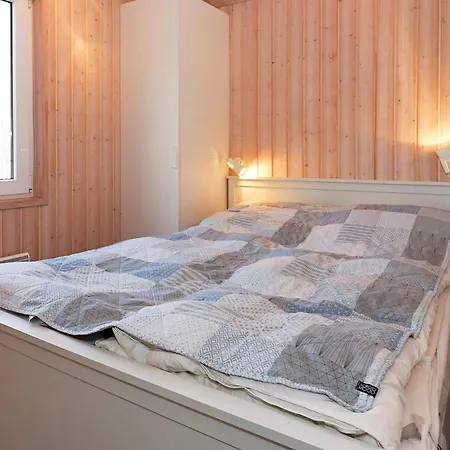 5 Star In Hadsund * Øster Hurup