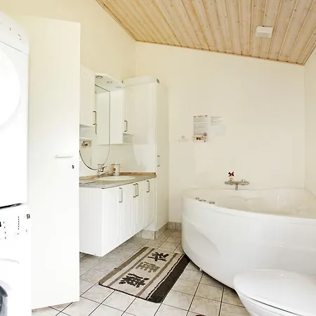 5 Star In Hadsund Feriehus *